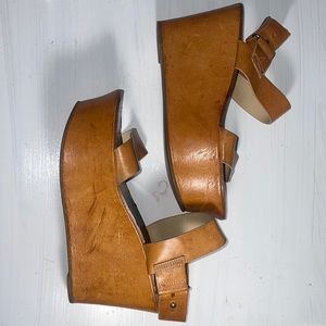 Vera Wang Sandals